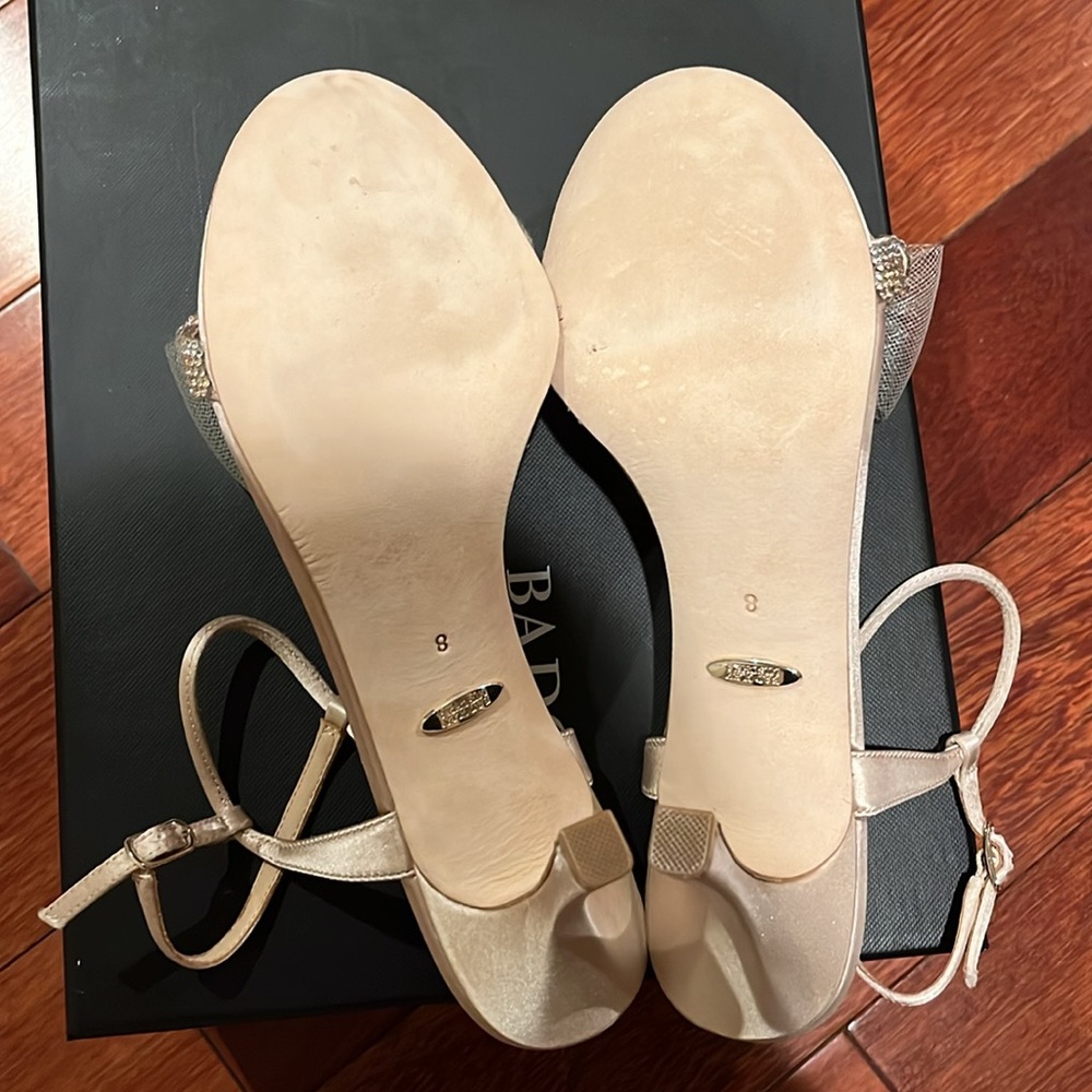 Badgley Mischka Janie nude heels, size 8 - Picture 3 of 6